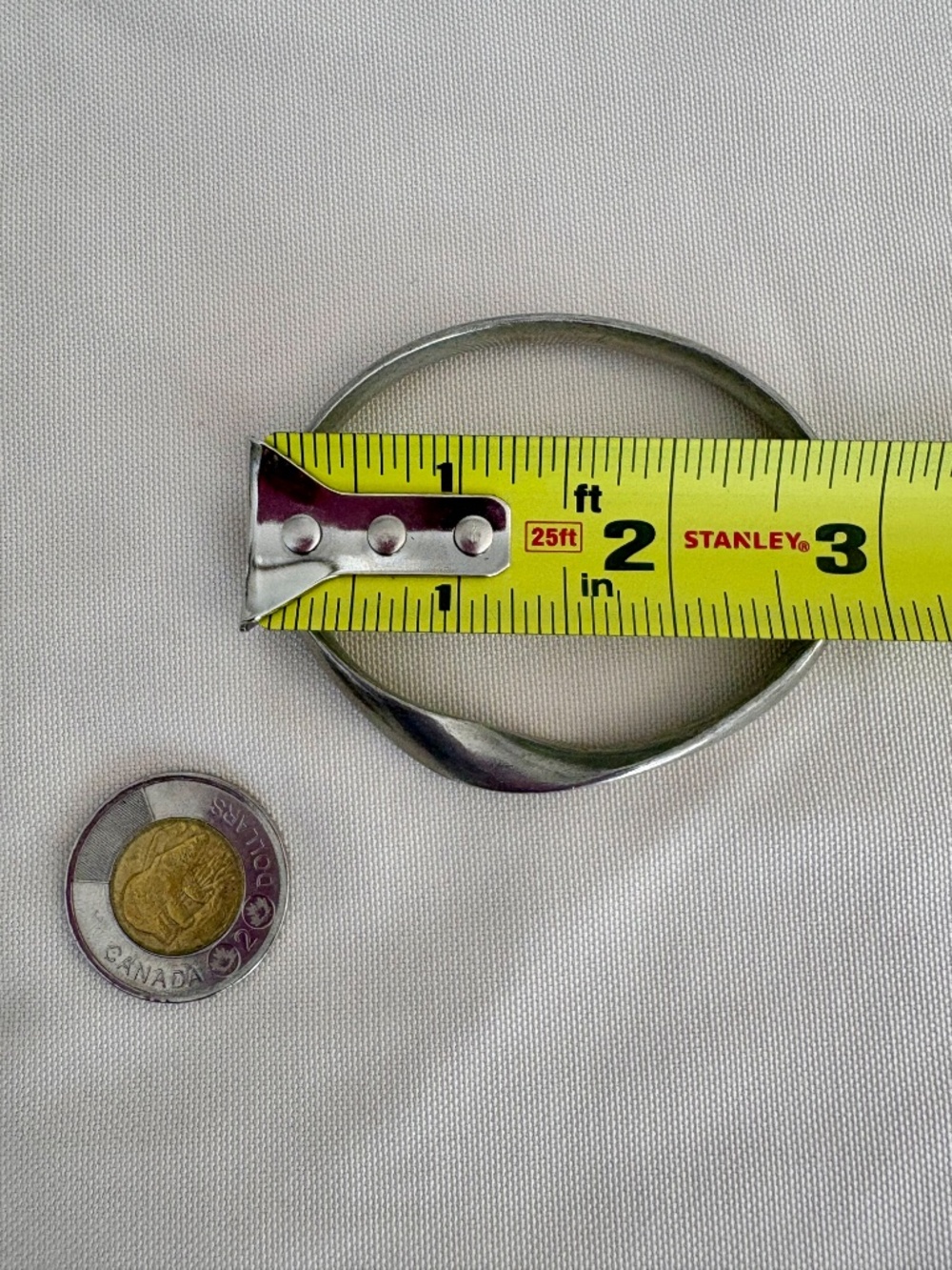 VTG Pewter Mobius Twist Bangle Modernist Bracelet Minimalist Sculptural Slip On - Picture 7 of 8